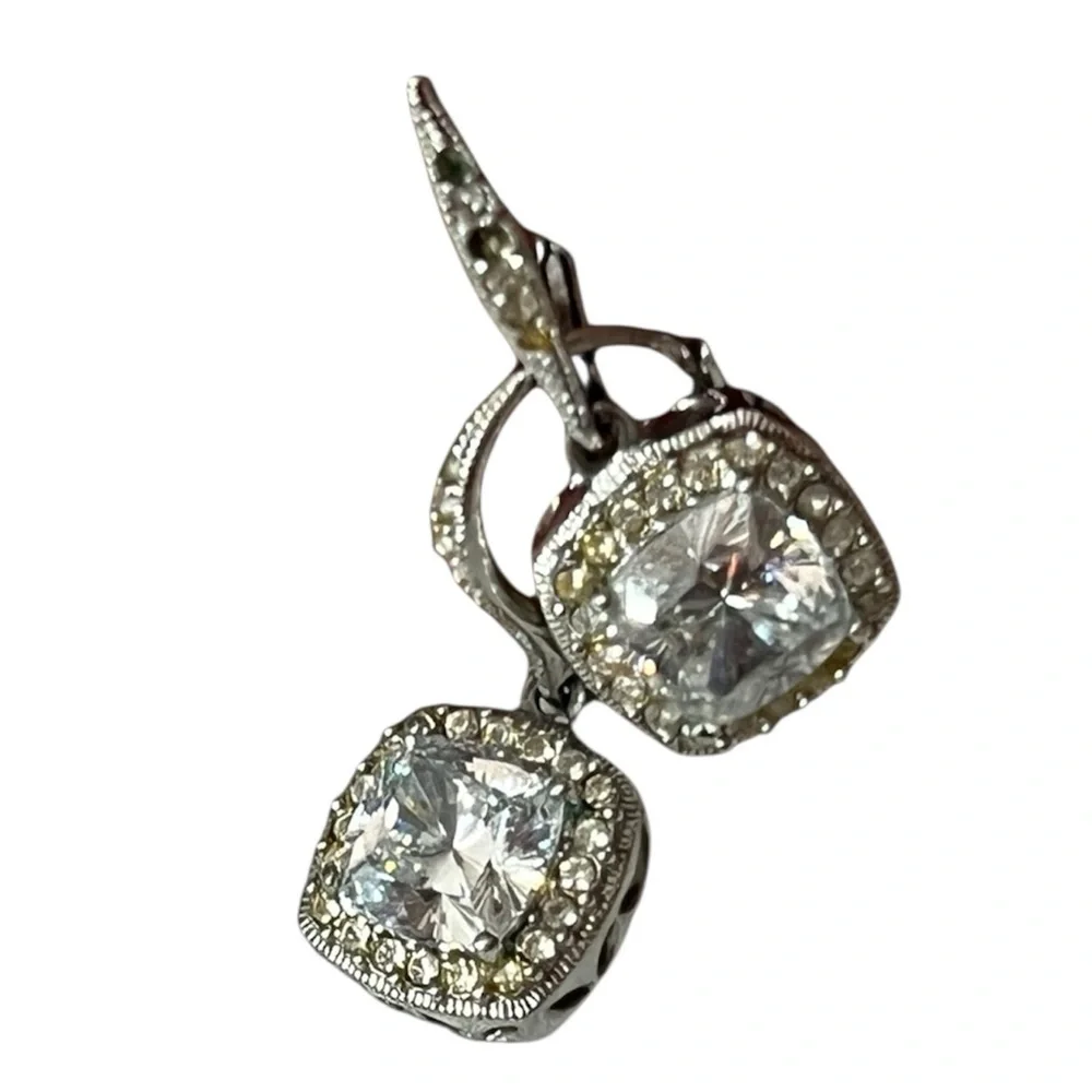 Elegant Silver Crystal Drop Earrings